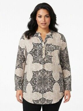 NWOT Buckhead Betties Medallion Print Hi Low Blouse